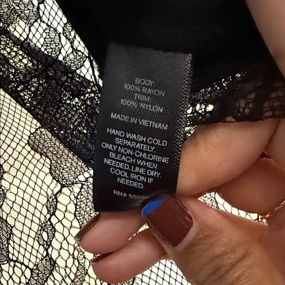 Express Lace Panel maxi dress - Picture 11 of 12